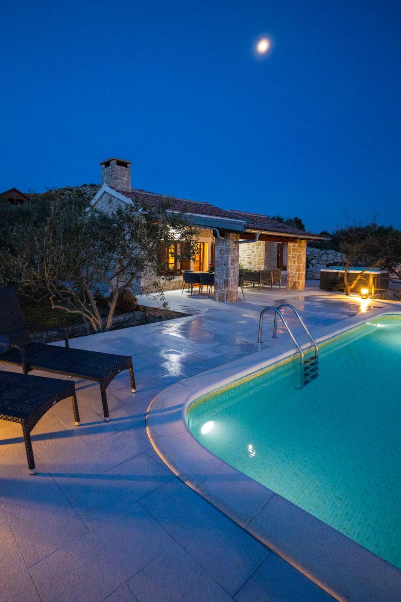 Holiday Home Svemir Drage Εξωτερικό φωτογραφία