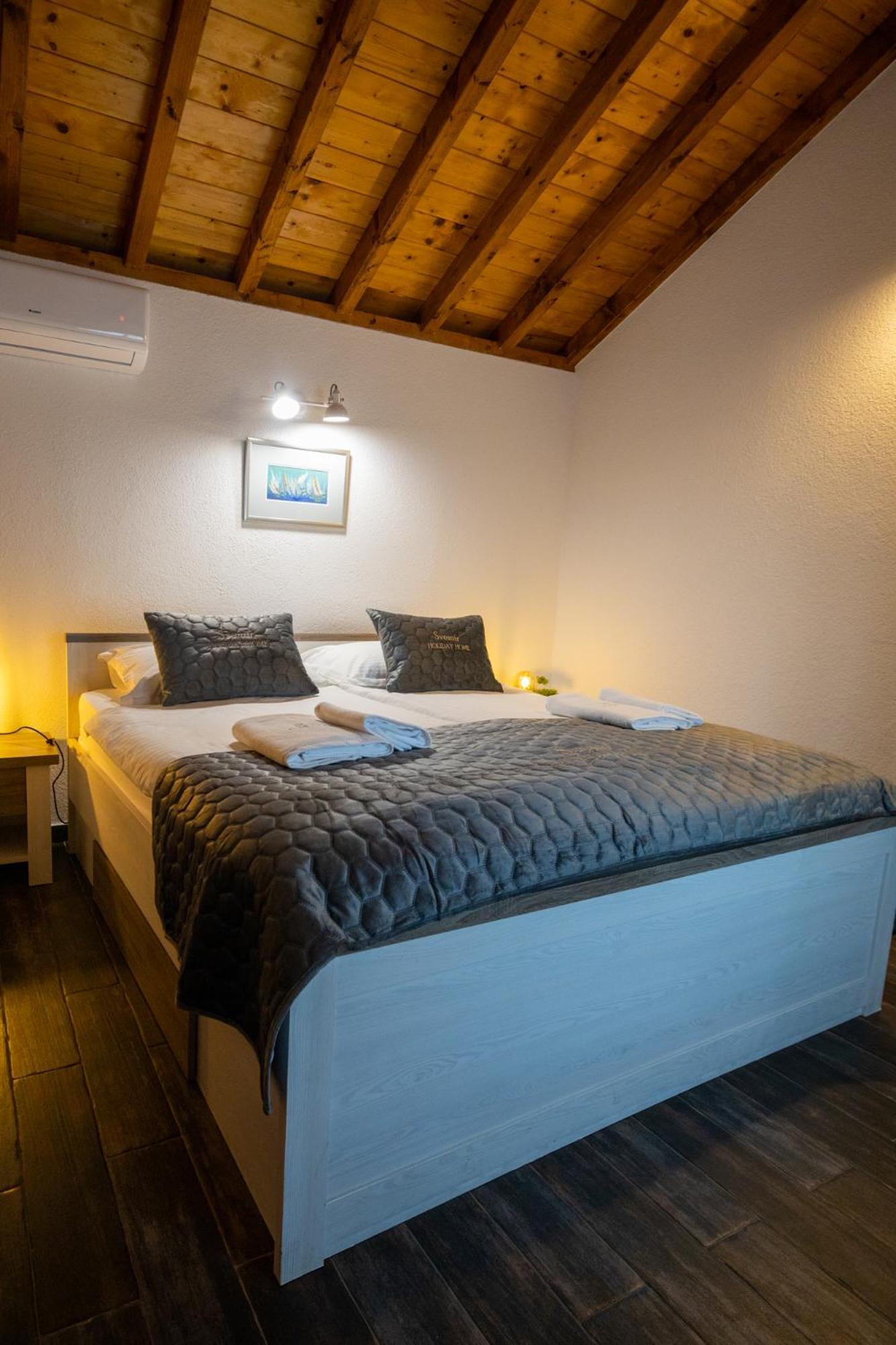 Holiday Home Svemir Drage Εξωτερικό φωτογραφία