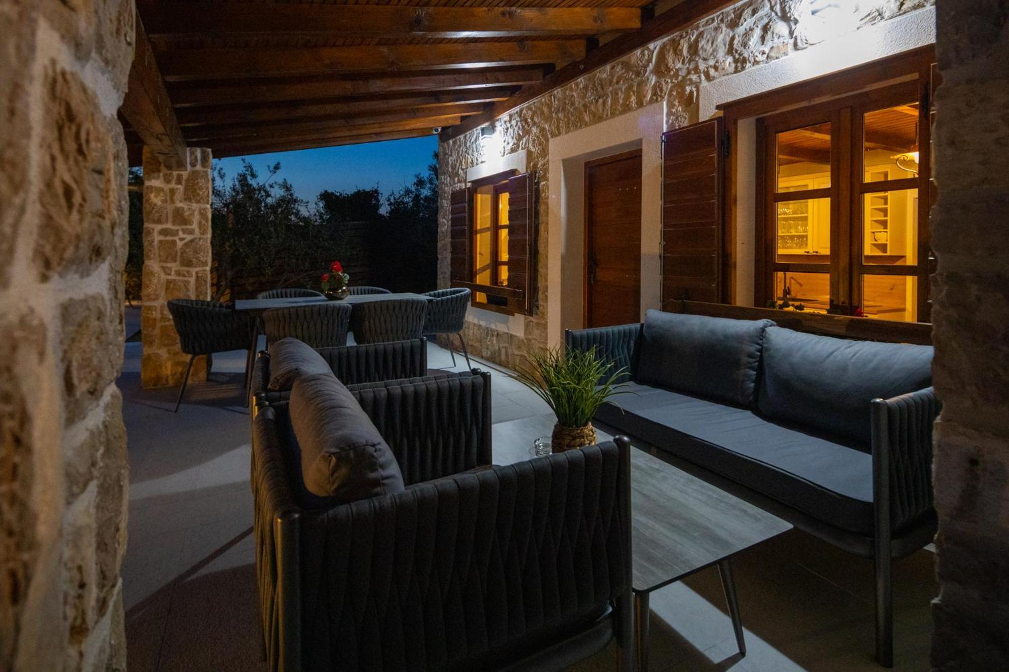 Holiday Home Svemir Drage Εξωτερικό φωτογραφία