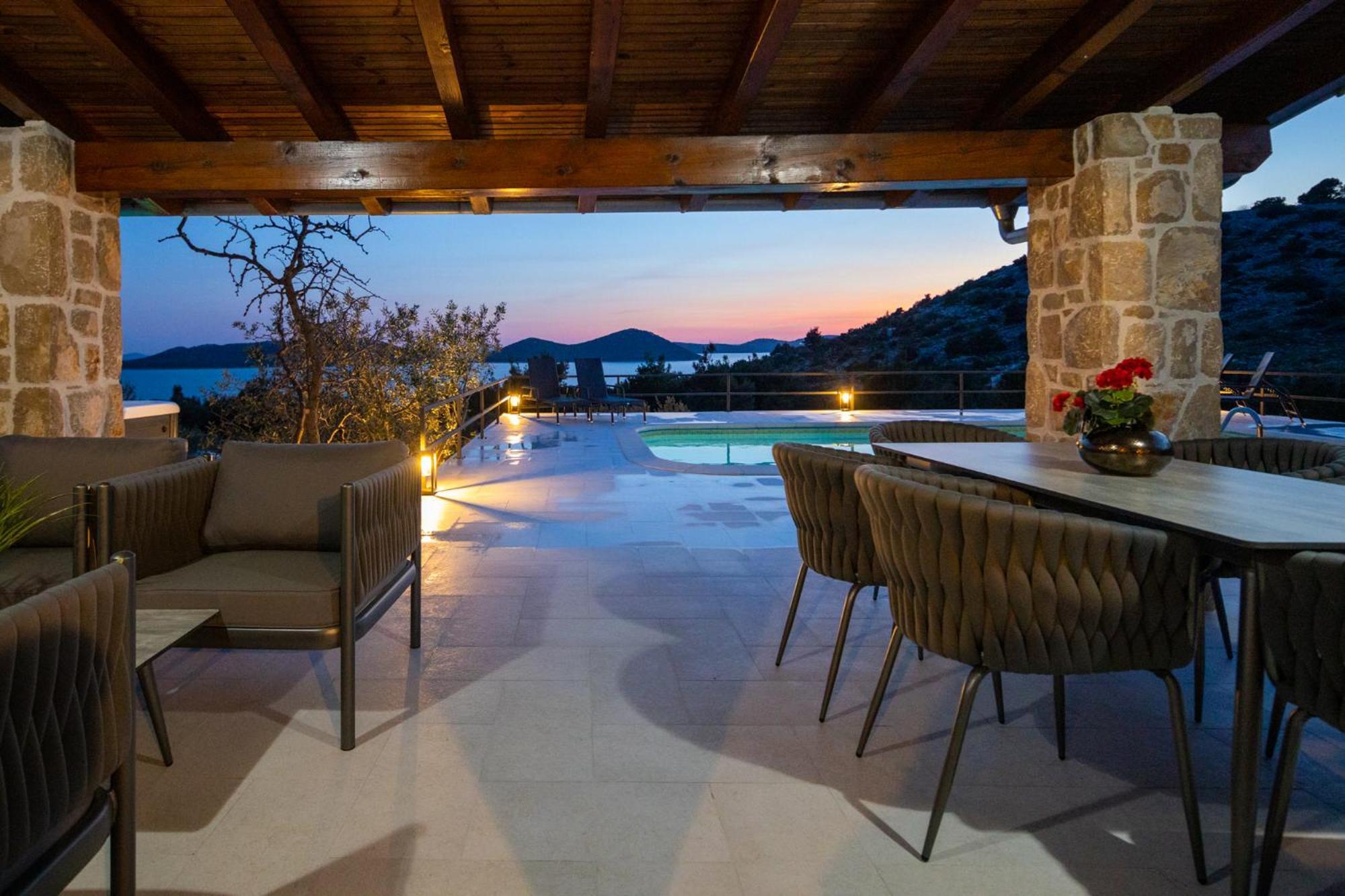 Holiday Home Svemir Drage Εξωτερικό φωτογραφία